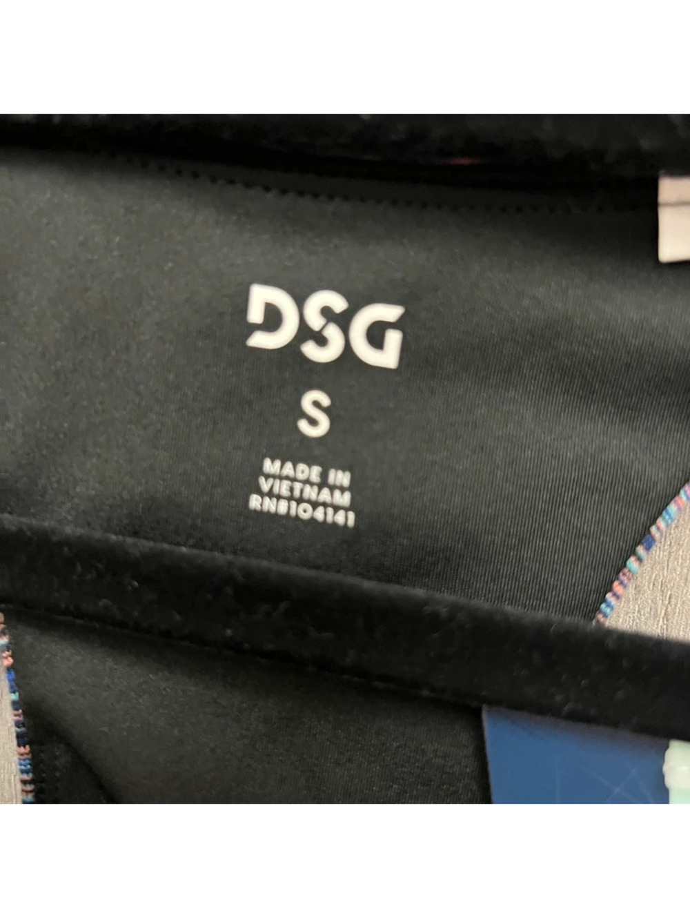 DSG Multicolor Racerback Sports Bra Size S - Picture 3 of 3
